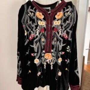 Johnny Was - Black Velvet Embroidered Top - L